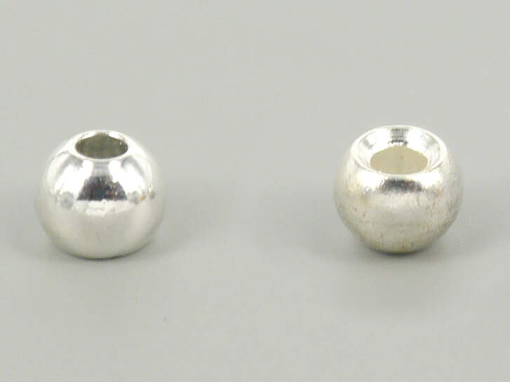 Brass beads - SILVER - 25 pc. - 2,4 mm