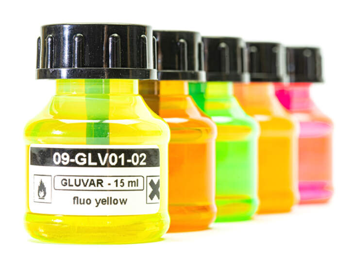 Premium varnish GLUVAR hotfly - 15 ml