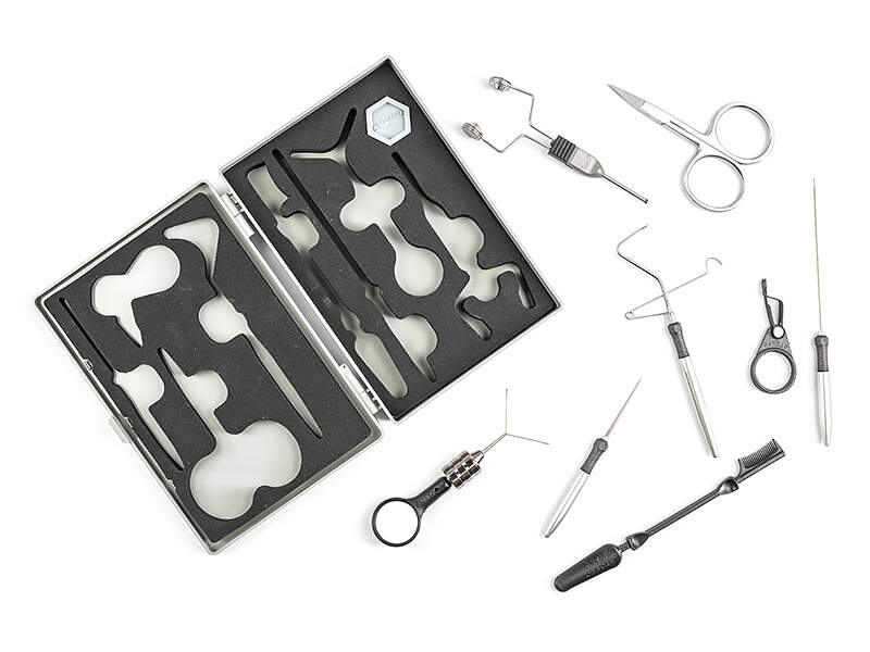 Set De Voyage Pour Montage De Mouches Stonfo - 8 Outils Complets Dans Un Coffret - Réf. 711