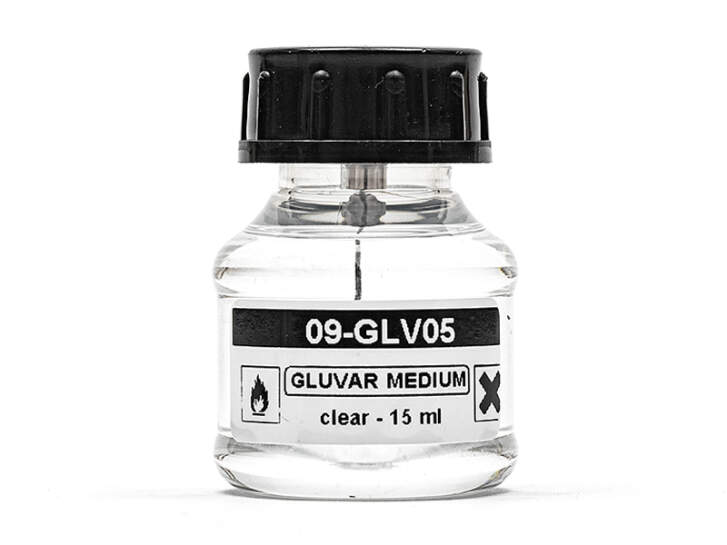 Premium varnish GLUVAR MEDIUM hotfly - 15 ml